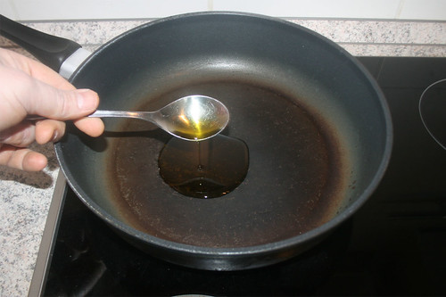 17 - Olivenöl erhitzen / Heat up olive oil