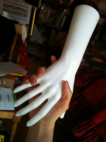 My disembodied hand has arrived! Yay!