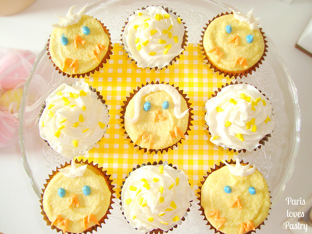 Easter Blueberry Cupcakes - Little Chicks