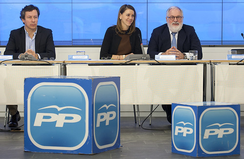 Mª Dolores de Cospedal y Miguel Arias Cañete se reúnen con los presidentes provinciales e insulares del PP