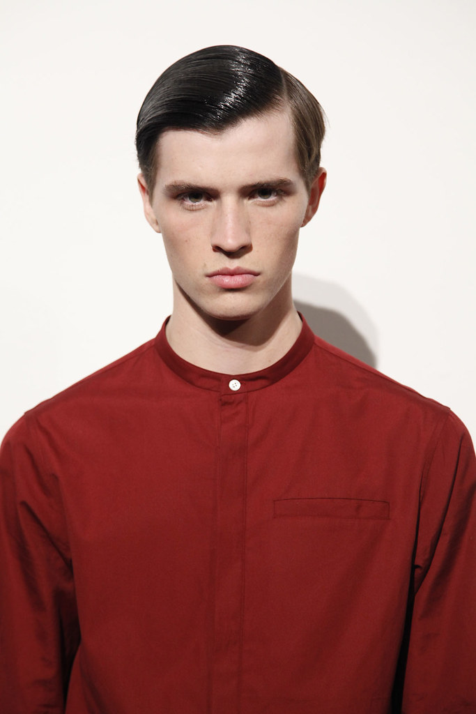 Taylor Cowan3011_FW12 NY Tim Coppens(VOGUE)