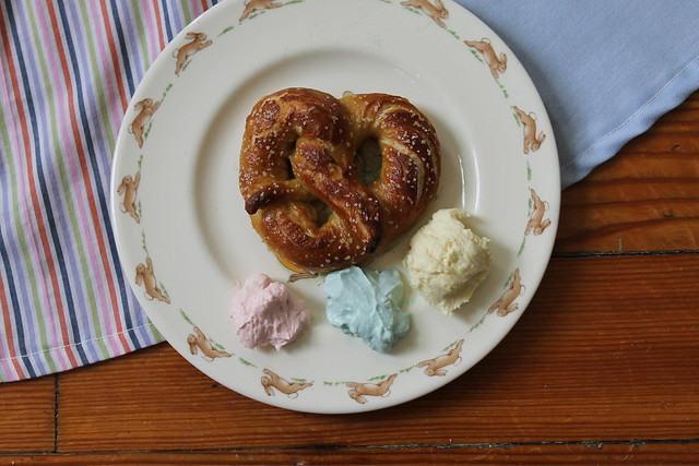 Easter recipe: homemade pretzels with three kinds of pastel beer cheese