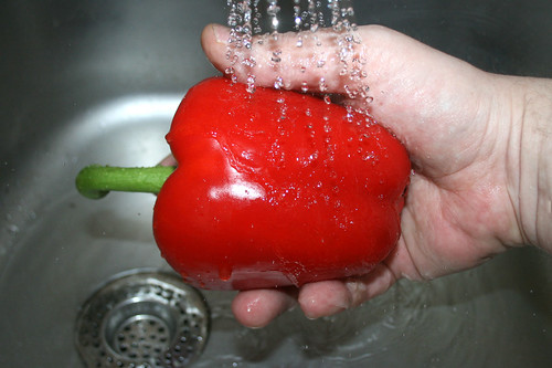 12 - Paprika waschen / Clean bell pepper