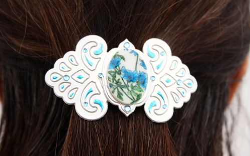 Faux Porcelain Barrette close up blue in hair