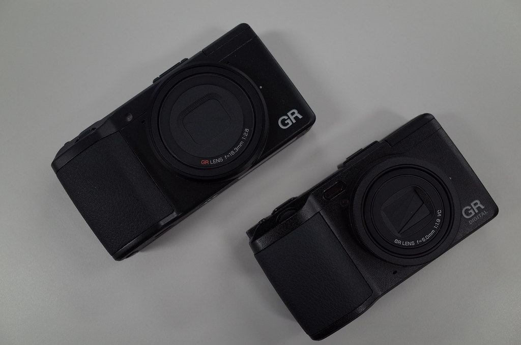 Compare RICOH GR and GRD4