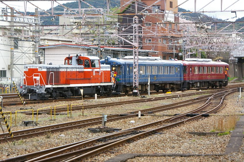 JR West DE10 series + KTR700 series in Kyoto.Sta, Kyoto, Kyoto, Japan /April 7,2013