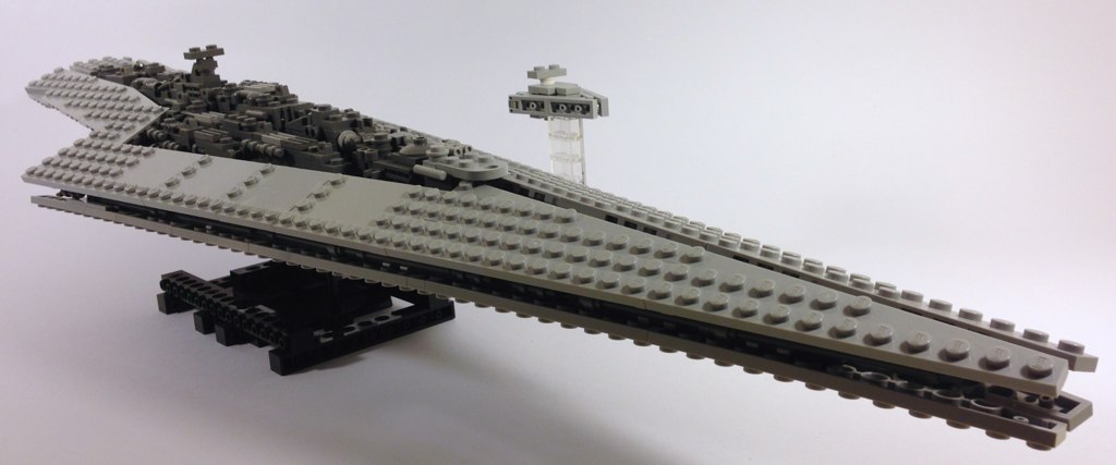 LEGO Super Star Destroyer Midi-scale Executor