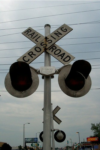 The South Harlem Avenue railroad crossing on an Indiana Harbor Belt Railroad branchline.  Summit Illinois.  August 2006. by Eddie from Chicago