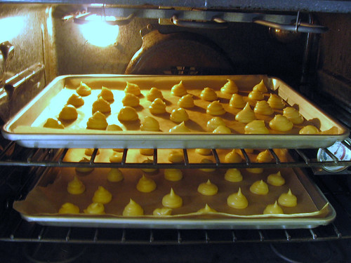 creampuffs baking