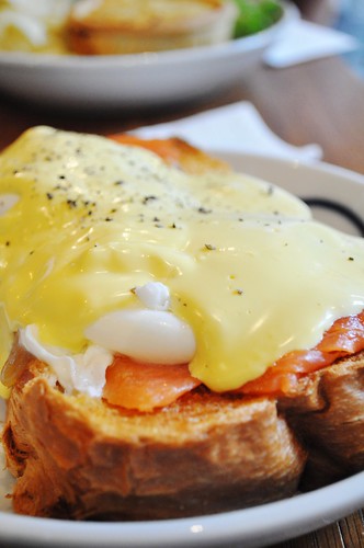 poached egg toast
