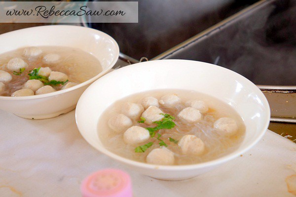 Carpenter Street Lao Ya Keng Pork Satay and Fish Ball Soup-004