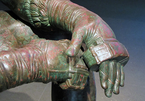 Apollonius, Boxer at Rest, detail with Hands (close)