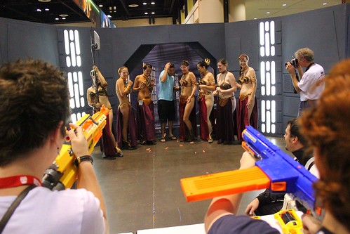 Daniel Logan and Slave Leias in NERF shooting - Star Wars Celebration VI