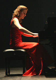 Irene de Juan Bernabéu, profesora del curso de apreciación musical La Música a través de su Estilo