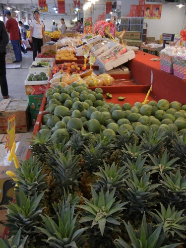 Fruit Shop and Market, Shenyang, China, May 2012 _ 9778