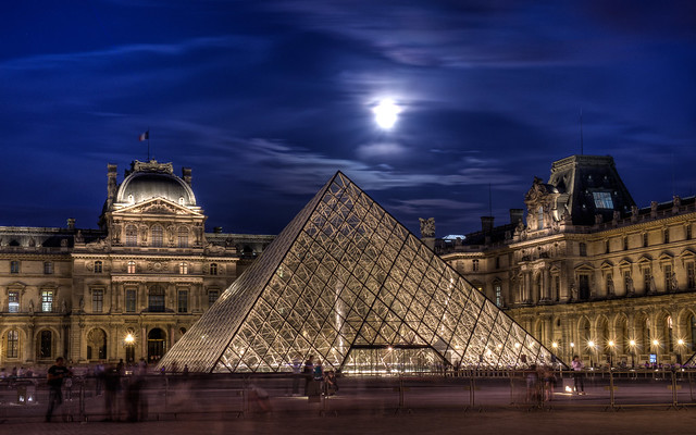 La Cour du Louvre