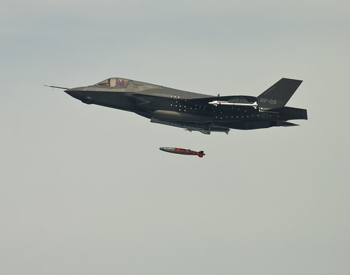 F-35 Completes First Airborne Weapons Separation