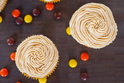 Peanut Butter Cupcakes-002.jpg