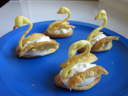 Daring Bakers August: Filled pate a choux swans