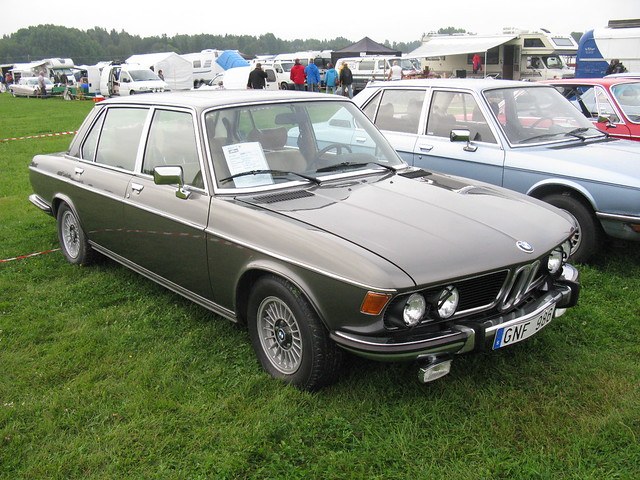 1975 BMW 2.8 L E3 related infomation,specifications