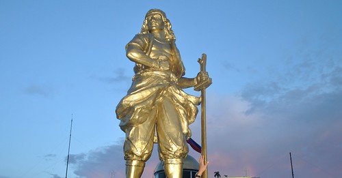 Statue of Sultan Kudarat