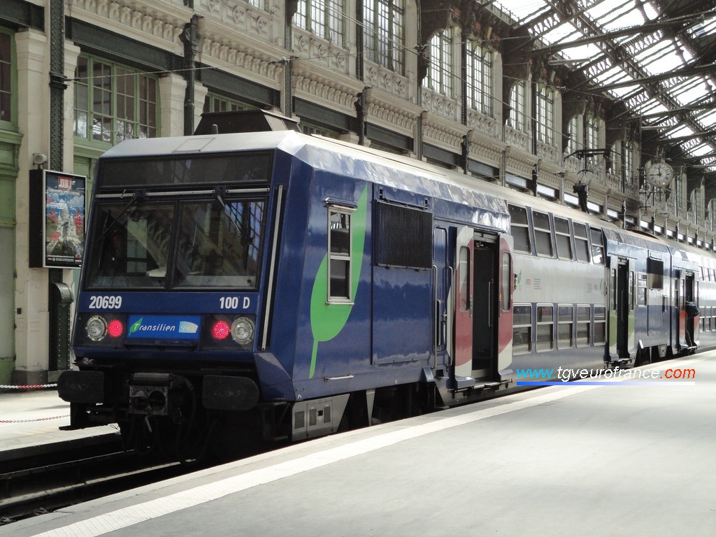 An electric double-decker trainset (Z 20500 Transilien SNCF)
