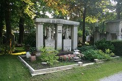 Grabstein - Ostfriedhof München