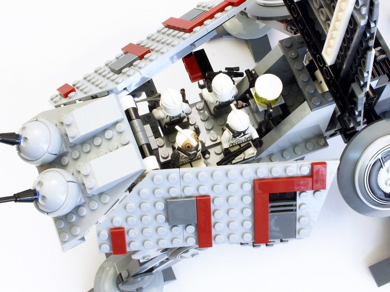 Review: 7675 All-Terrain Tactical Enforcer - LEGO Star Wars