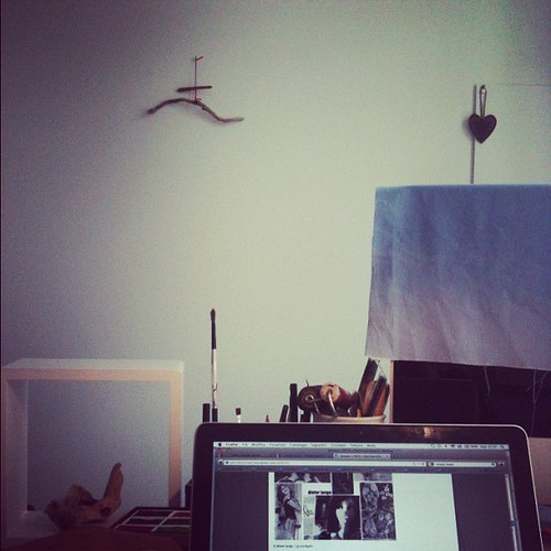 Working afternoon by la casa a pois