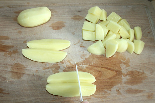 17 - Kartoffeln würfeln / Dice potatoes
