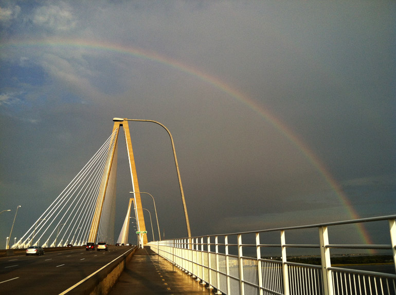 web_bridgetraffic_rainbow_0727