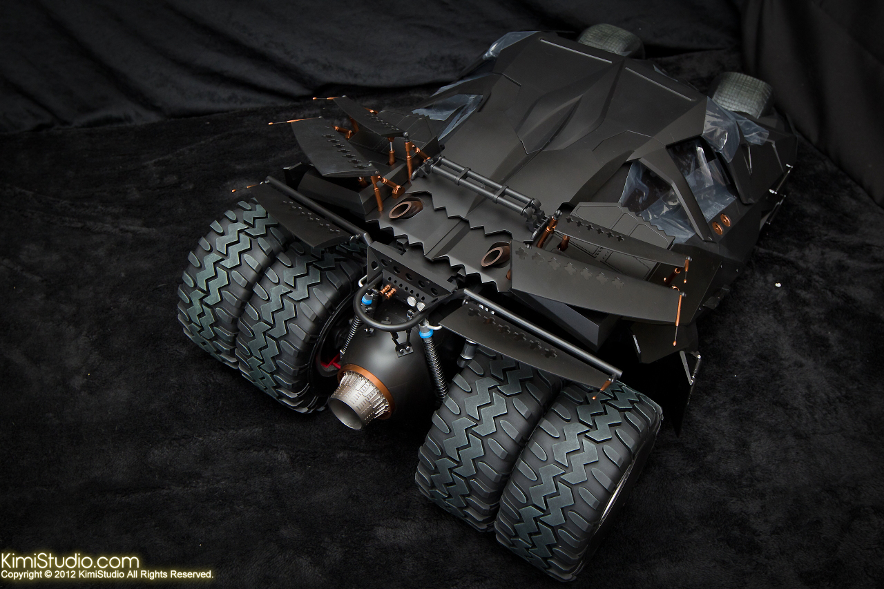 2012.09.22 MMS69 Hot Toys Batmobile-027