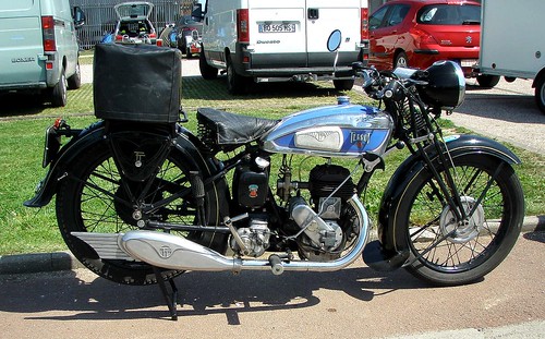 Terrot HC 1937 350cc bleue  by gueguette80