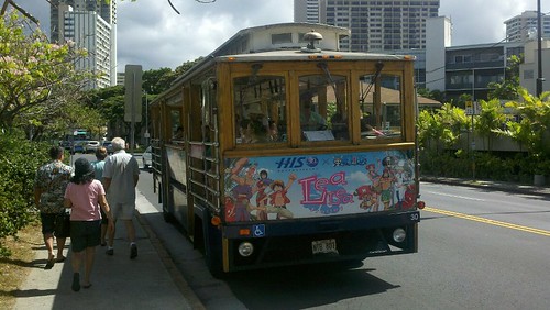 hawaiian bus
