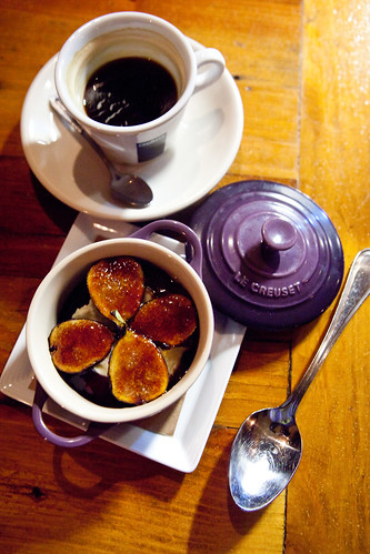 Brûléed figs with mascarpone cheese and fig glaze