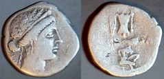 RRC 452/4 CAESAR Julius Caesar Denarius. Pietas, LII, Trophy with Gallic shield and carnyx, bearded captive Vercingetorix below. Apollonia early-mid 48BC.