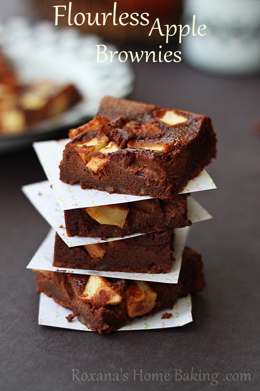 flourless apple brownies #chocolateparty | Roxanashomebaking.com