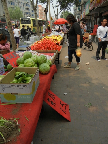 Fruit Shop and Market, Shenyang, China, May 2012 _ 9790