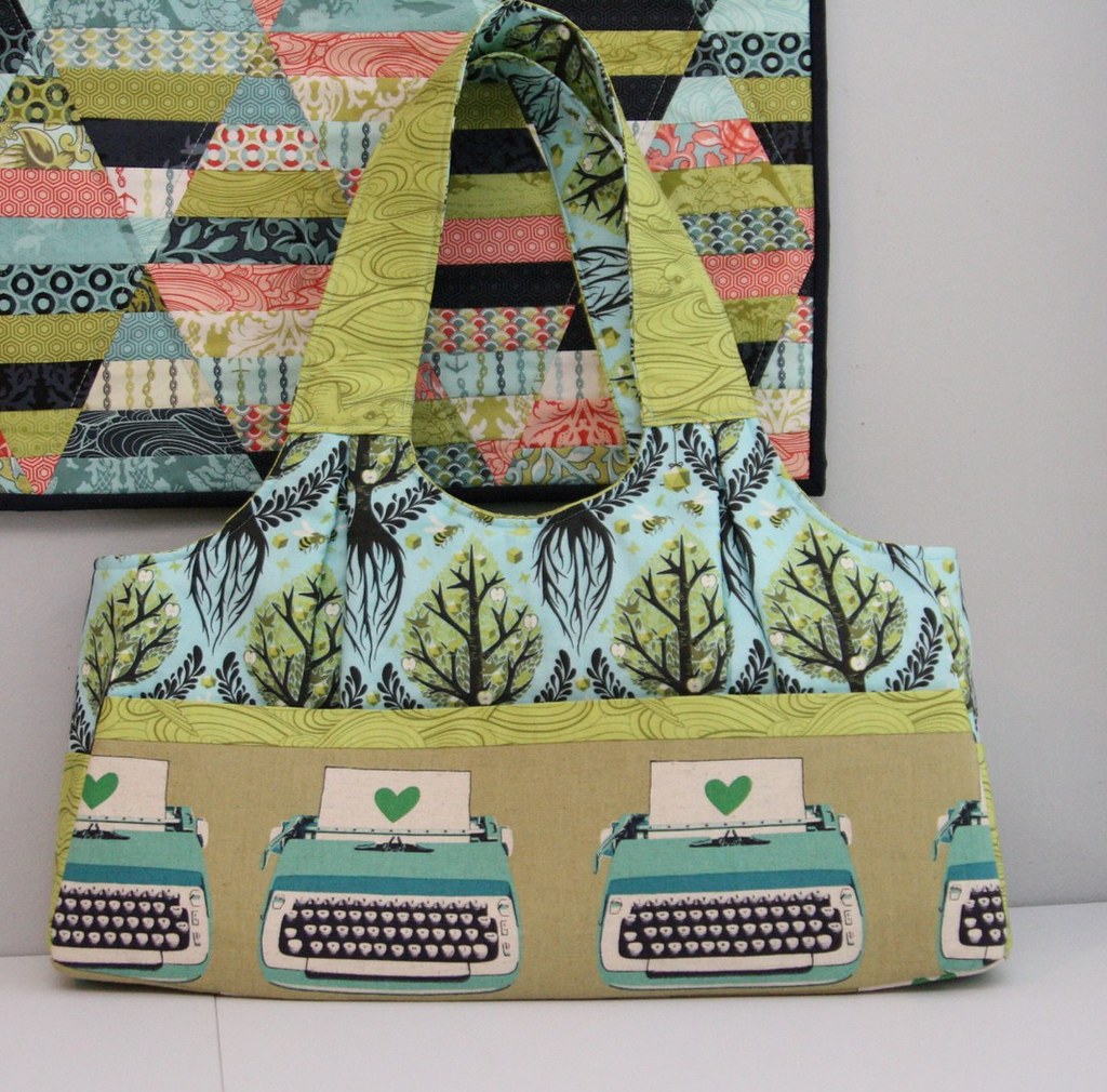 The Scoop Tote by Green Bee Patterns