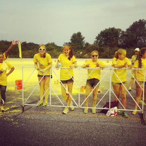 CR - yellow volunteers