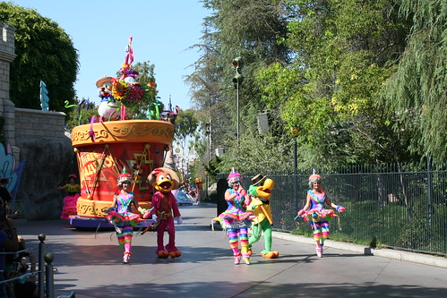 Soundsational Parade - Three Caballeros Float Unit