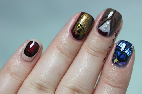 Doctor Who Manicure (2)