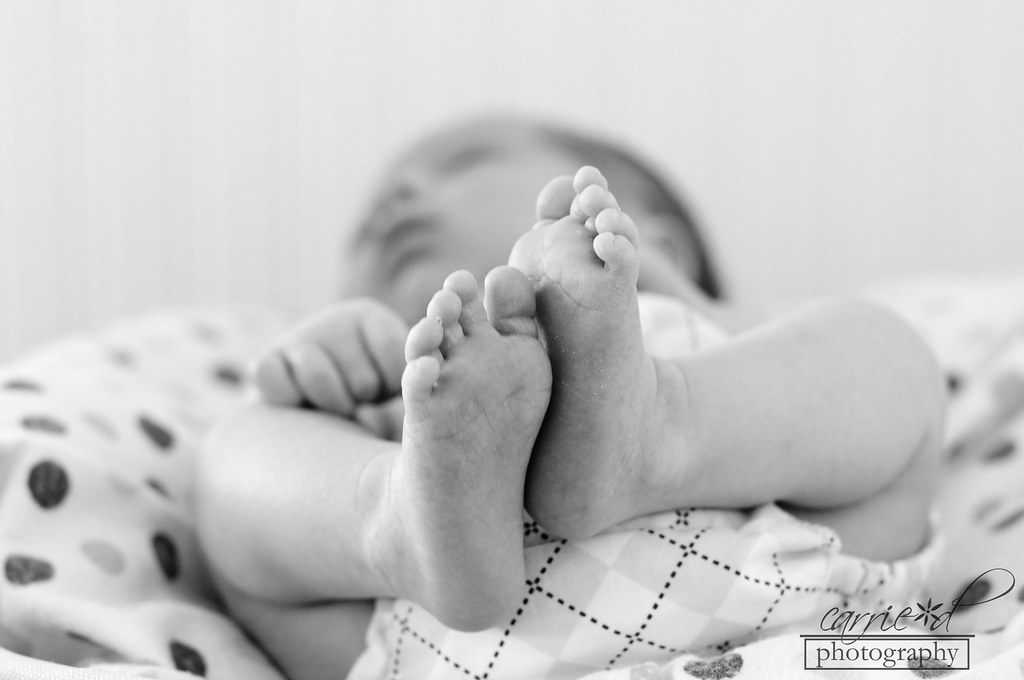 Chicago Newborn Photographer - Baltimore Newborn Photographer - Newborn Smiles - Carson K 8-5-2012 (200 of 281)BLOG