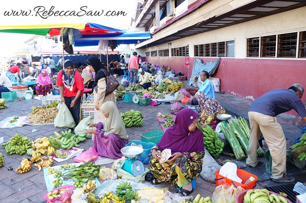 Malaysia tourism hunt 2012 - Terengganu pasar payang-001