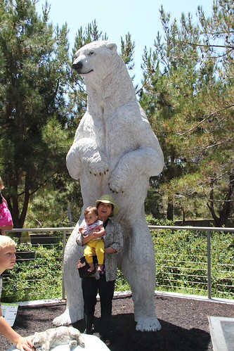 Jovie and Grandma get eaten by a polar bear