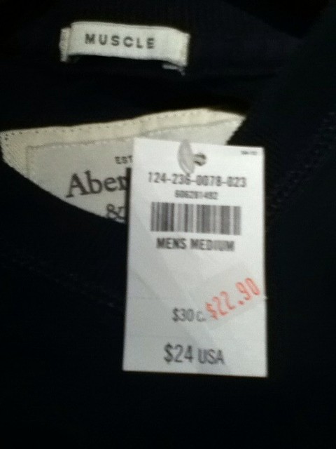 Abercrombie & Fitch T-shirt $11.45