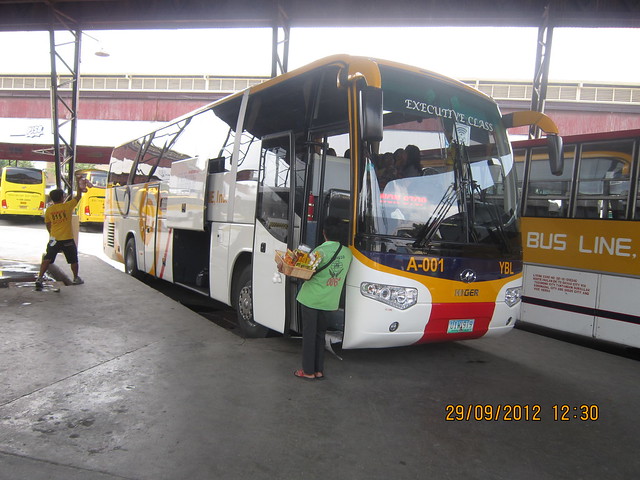 Yellow Bus Line Higer A-001