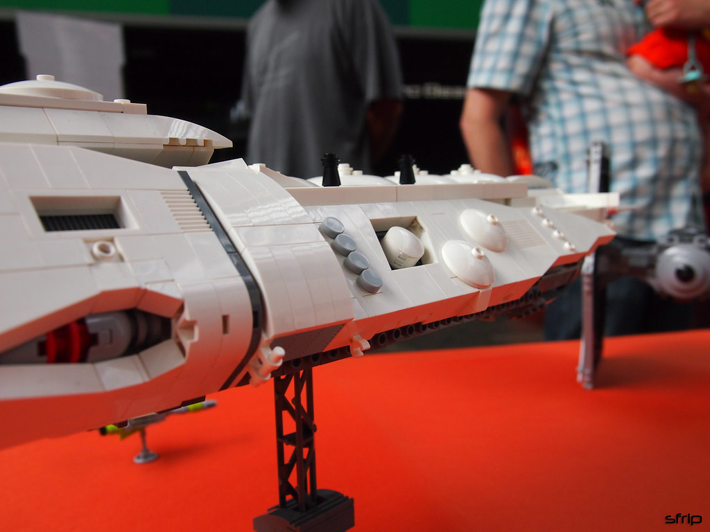 LEGO SPACE LINER