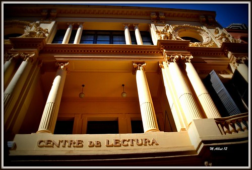 Centre de Lectura by Miguel Allué Aguilar