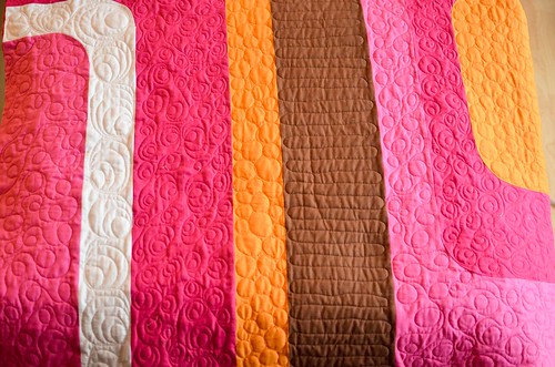 groove quilt - quilted!